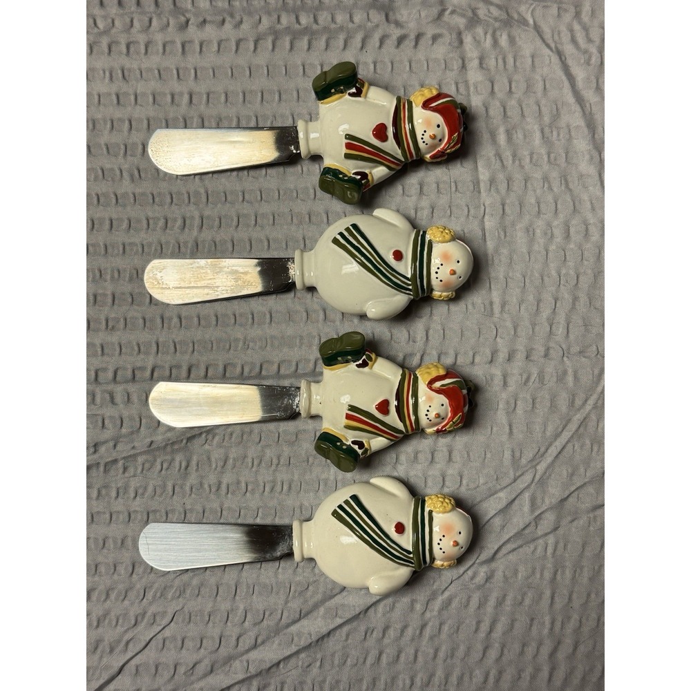 Set of 4 Snowman Butter Or Cheese Spread Knives - Stainless Steel
